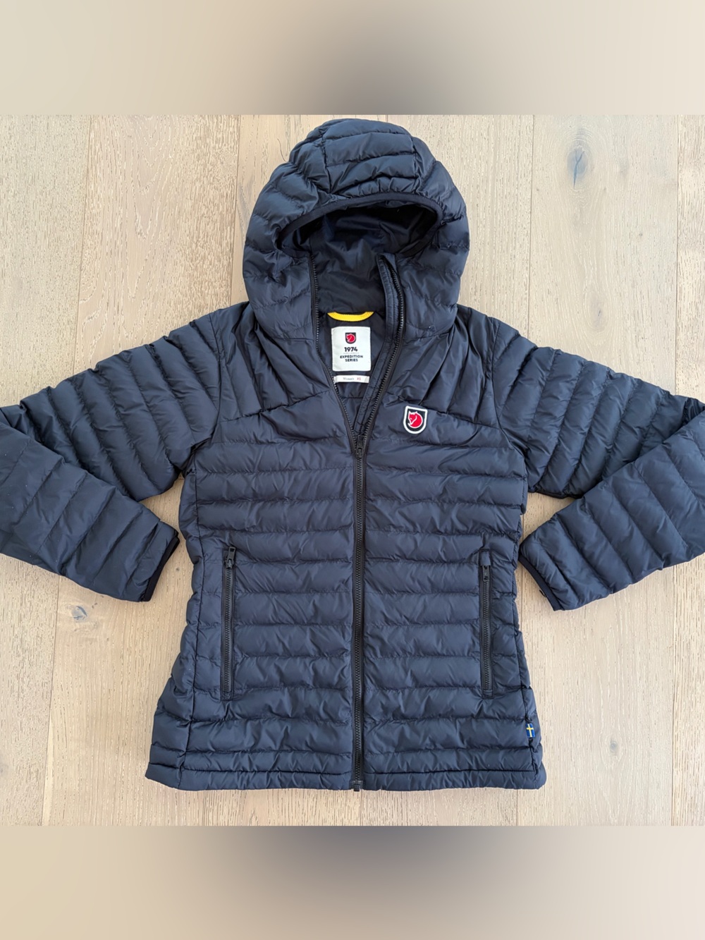 Fjallraven Women’s “1974 Expedition” Navy Puffer Jacket with Hood XS